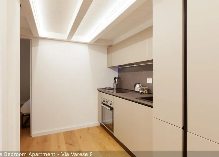 Brera In Moscova * Милан