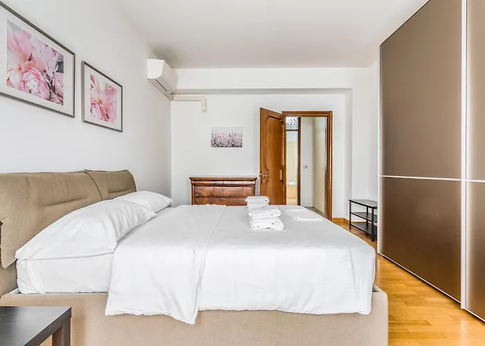 - Brand New 4 Pax Life & The Giulio Cesare 5