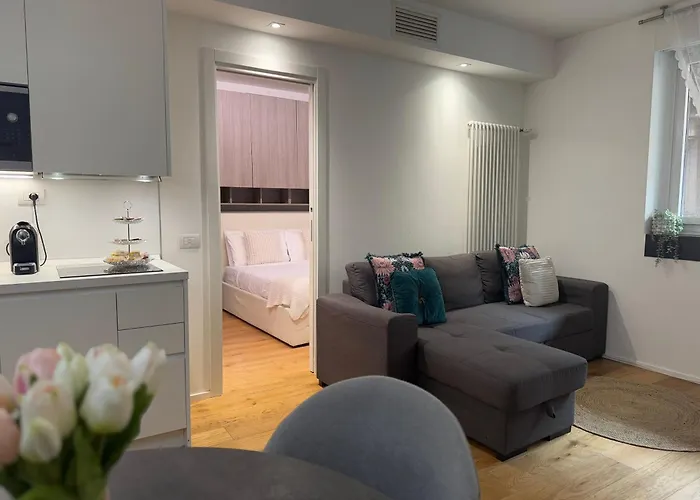 La Regina Delle Locazioni In Porta Romana 3 公寓