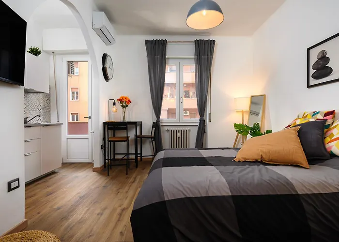 Apartman Sebino 15 - Monolocale Cool Milánó