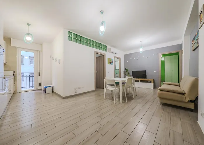 Michele Flat - Parcheggio - 10 Min Da Centro Milano