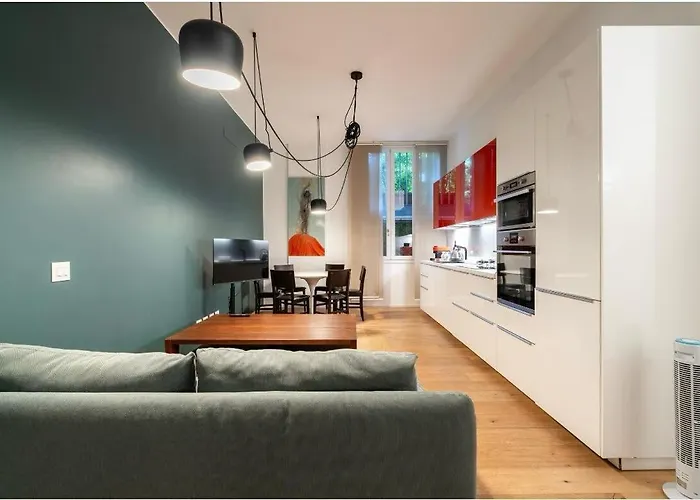 10 Minutes From The Duomo - Double Apartment *