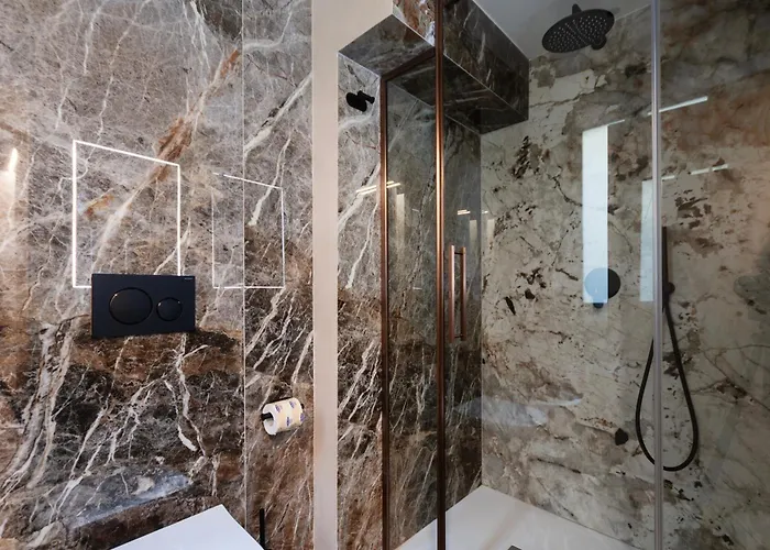 Youhosty - 2 Bedroom Porta Venezia