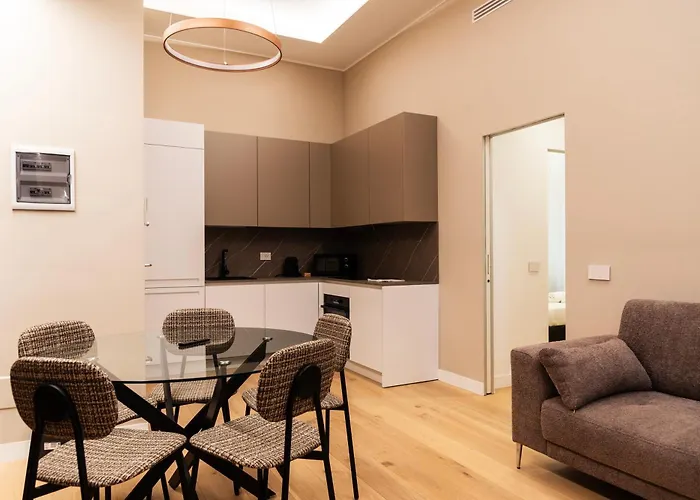 Apartament Youhosty - 2 Bedroom Porta Venezia *