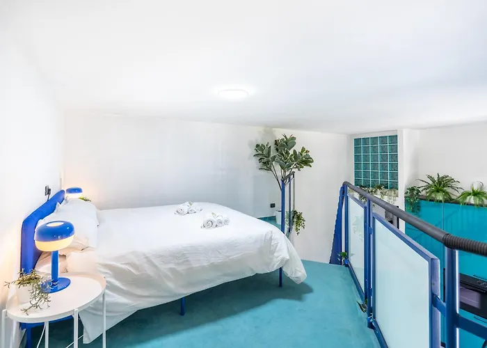 Blue Loft In The Heart Of Milan, Next To Metro Station דירה *