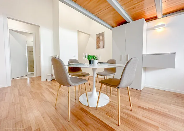 Апартаменты Brunacci - 5 Min Dai Navigli Милан