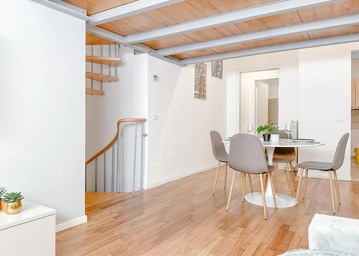 Brunacci - 5 Min Dai Navigli * Милан