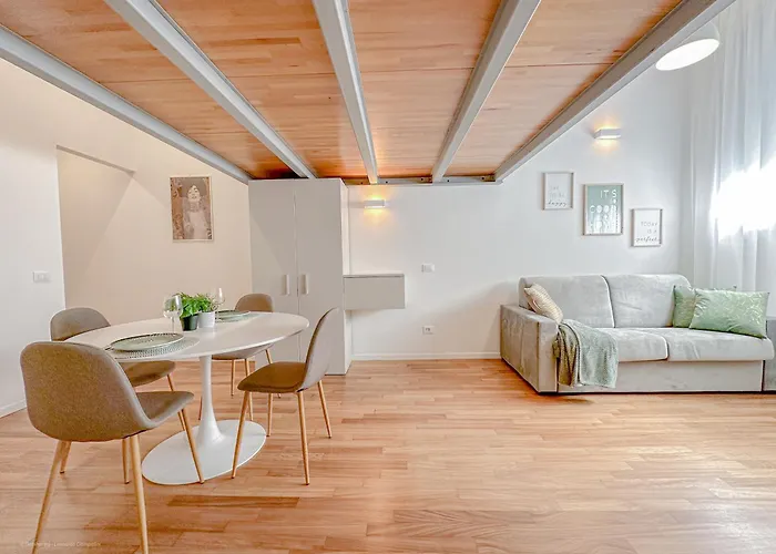 Brunacci - 5 Min Dai Navigli Апартаменты