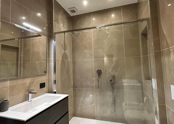 Davinci Near Duomo شقة