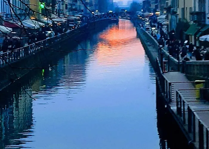 Sunday's Flat/monolocale Zona Bocconi Apartamento