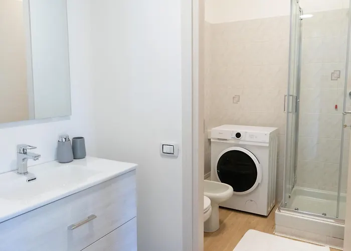 아파트 Arcimboldi's Nest - Close To Metro And Train