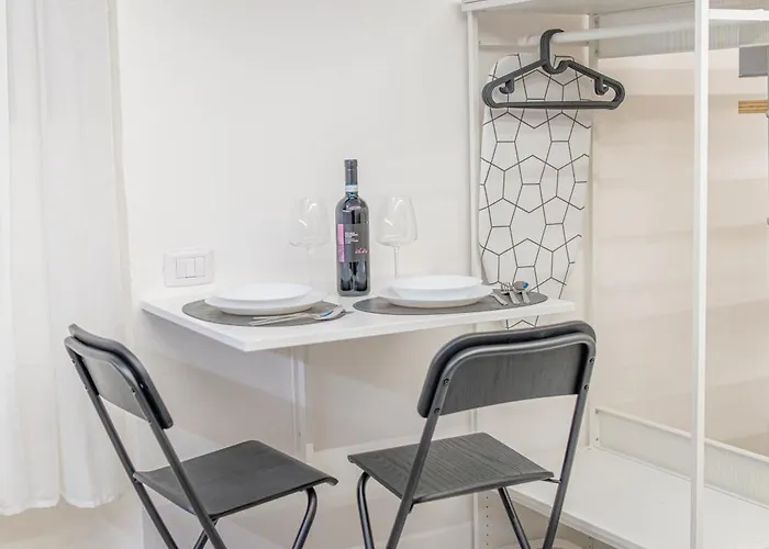 Apartman Metro Yellow *