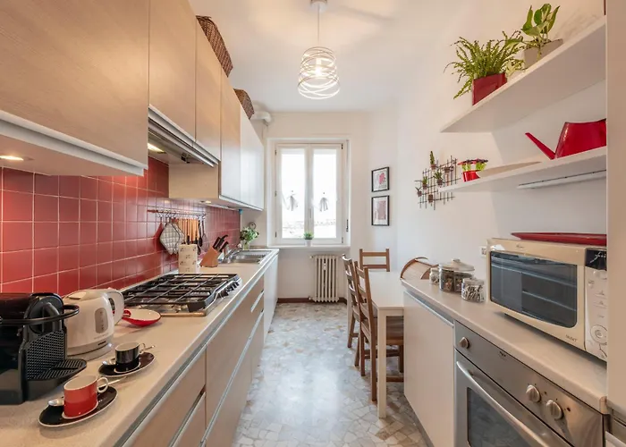 Otto Novembre, 3 Ampio Ed Elegante Con Vista Appartamento Milano