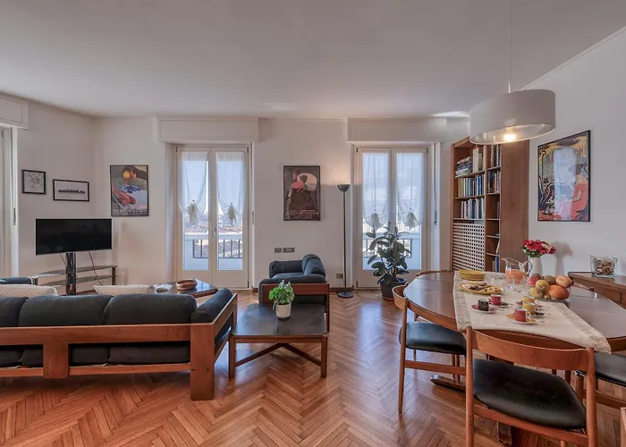 Otto Novembre, 3 Ampio Ed Elegante Con Vista *