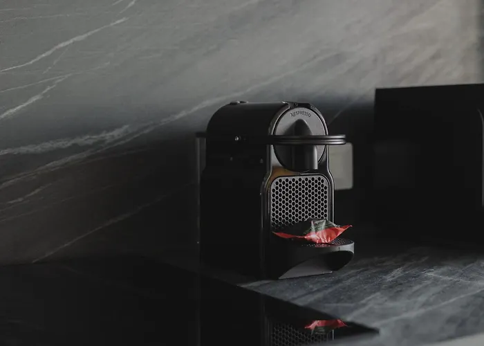 Gohost - Modern And Bright With Terrace And Balcony Milán