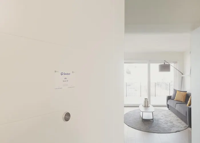 Gohost - Modern And Bright With Terrace And Balcony *