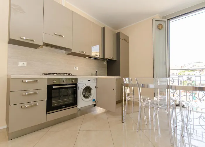 Brianza Flat شقة ميلان