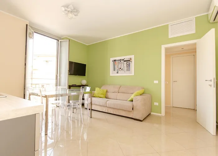 Brianza Flat * ميلان