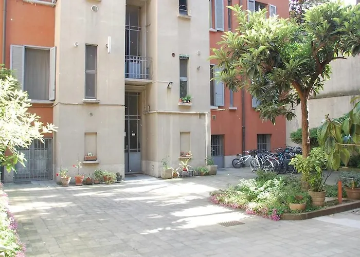 Natalia's 2-rooms Cozy Flat, Only 10 Min To Duomo