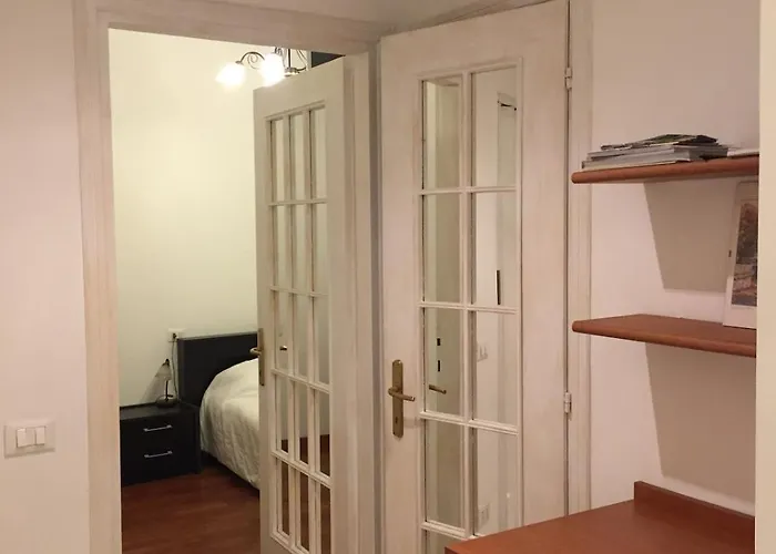 Natalia's 2-rooms Cozy Flat, Only 10 Min To Duomo Apartmán *