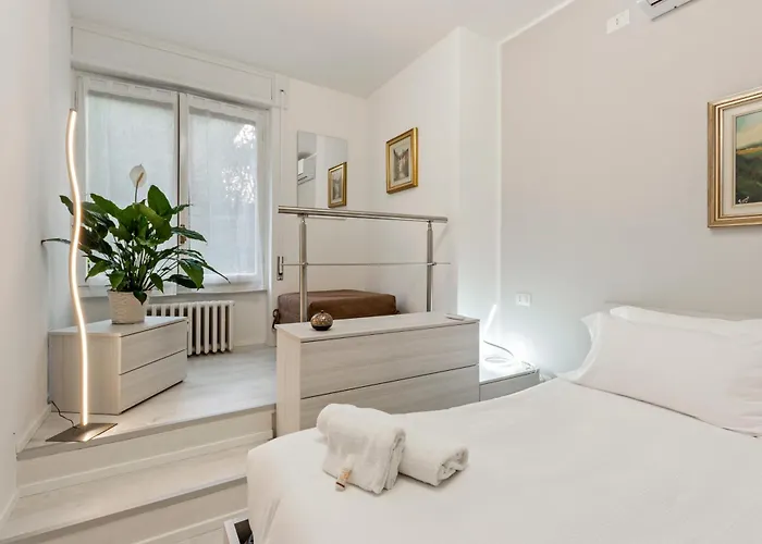 Bwr - Near Mico, Alberti