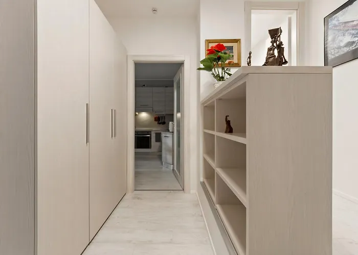 Bwr - Near Mico, Alberti Apartment