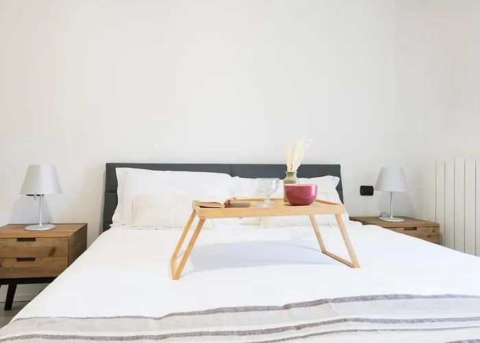 Easylife - - Lecco 18d - Porta Venezia Apartment *