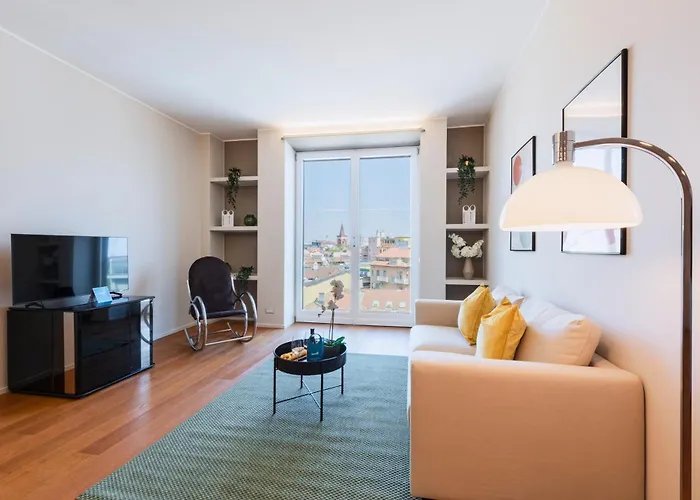 Sweett - Luxury Velasca