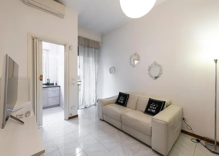 Apartment Living - Via Varese 4
