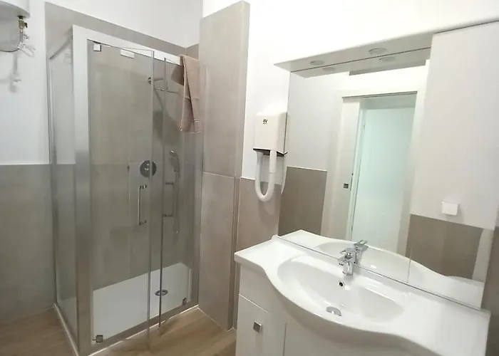 Logical Via P Rossi 19 Apartament