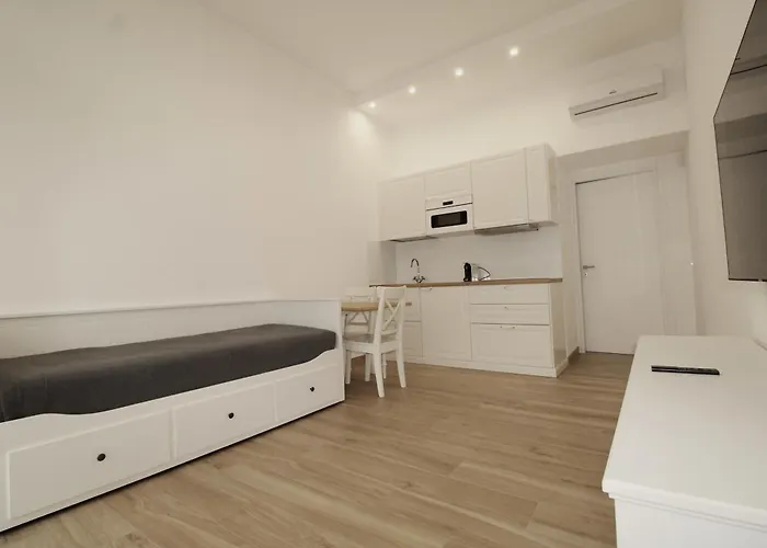 Logical Via P Rossi 19 Apartament Mediolan