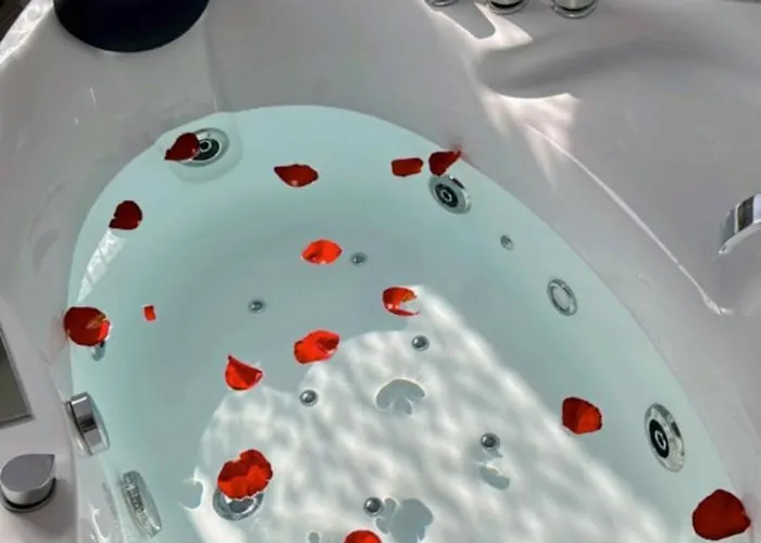 La Casa Di Raysa Con Idromassaggio Vicino Al Duomo Mediolan