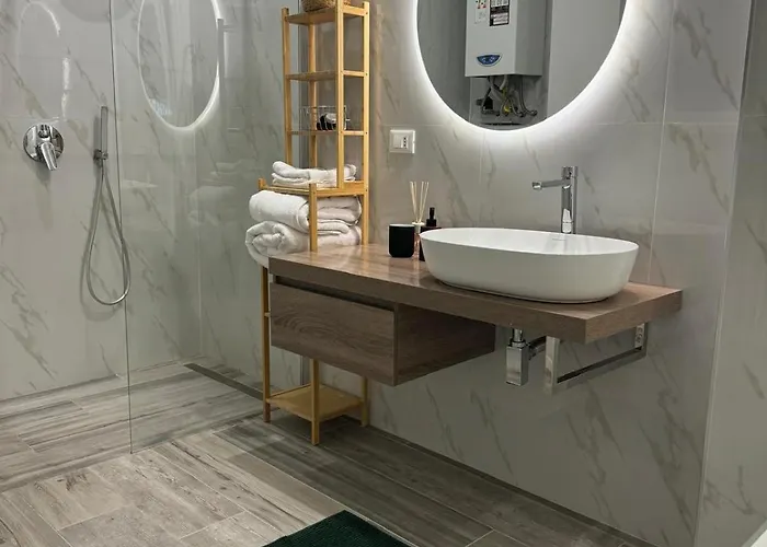 La Casa Di Raysa Con Idromassaggio Vicino Al Duomo Apartament *