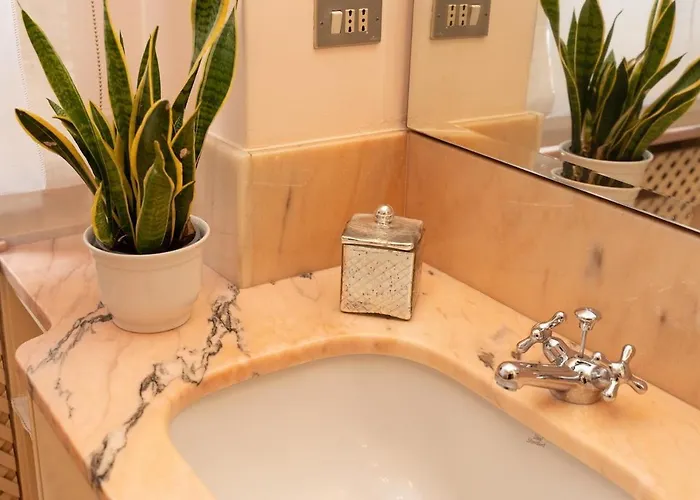 Citylife - 5 Min Sansiro Con Garage Milán