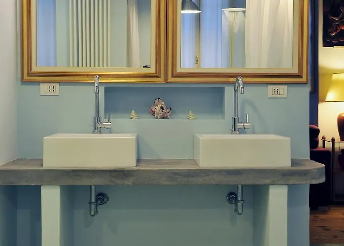 Brand New Porta Ticinese 70 *