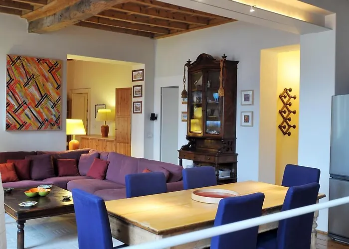 Apartment Brand New Porta Ticinese 70 *