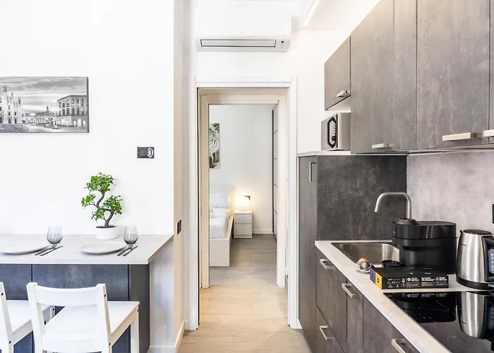 5 Stars Flat, Next To Subway, 3 Stops To Duomo, Ac & Wi-fi Appartamento Milano