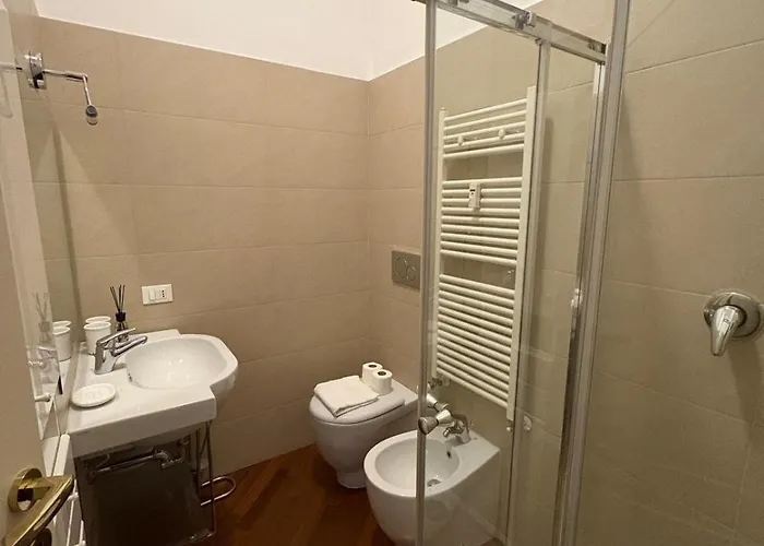 Bocconi - Porta Romana 4 Da Letto Con 2 Bagni Privati Appartamento Milano