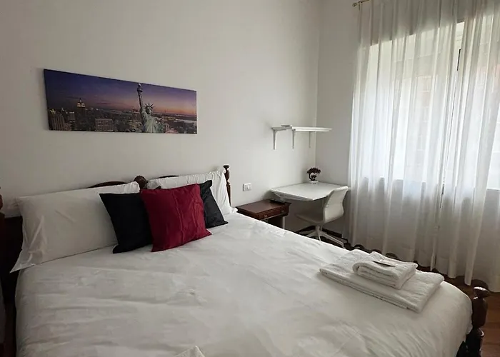 Bocconi - Porta Romana 4 Da Letto Con 2 Bagni Privati Milano