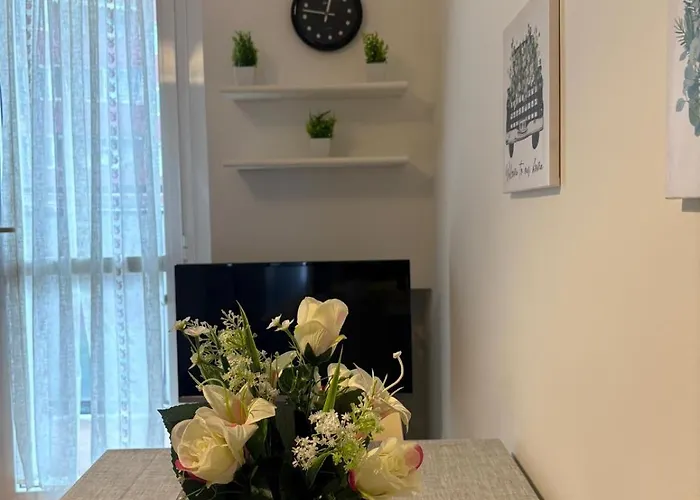 Bocconi - Porta Romana 4 Da Letto Con 2 Bagni Privati アパート *