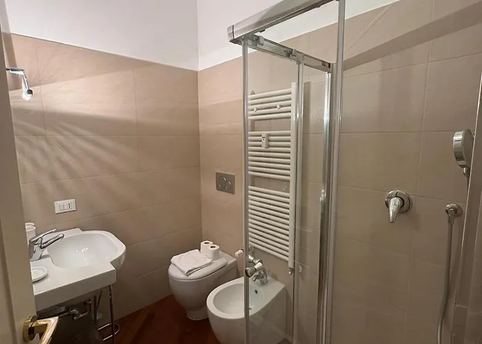 アパート Bocconi - Porta Romana 4 Da Letto Con 2 Bagni Privati