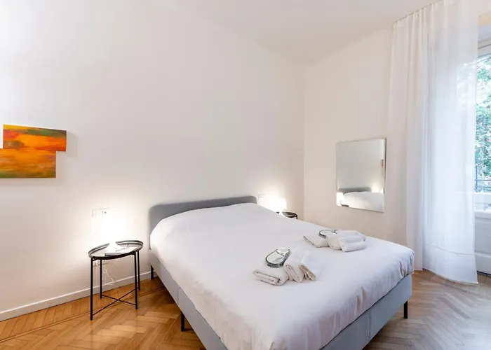 Ercole Ferrario 12 - Ampio E Luminoso Apartmán Milán