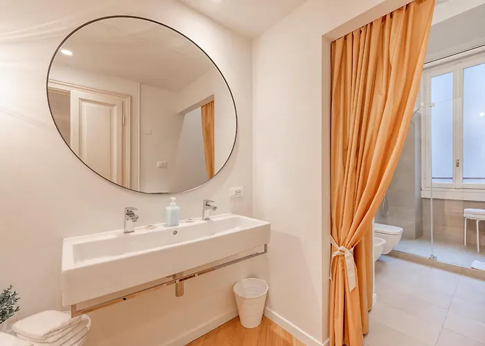 Ercole Ferrario 12 - Ampio E Luminoso *