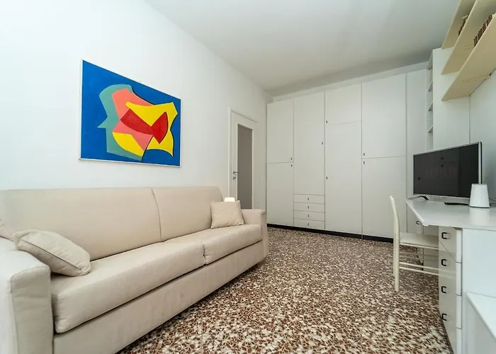 Apartment Bright In Mailand