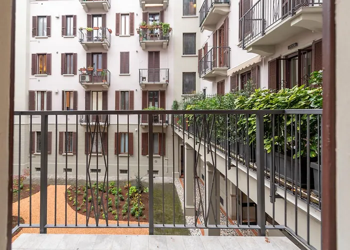 Ercole Ferrario 12 - Ampio E Luminoso Apartmán Milán