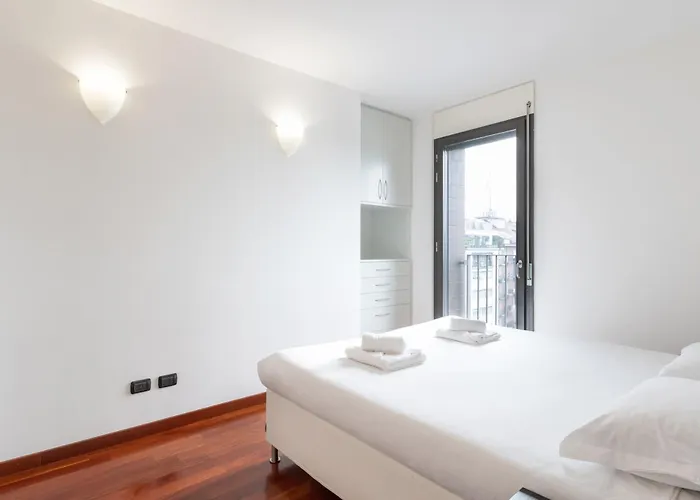 Bright Two Bedrooms With Terrace Zanuso - Mirable Pm