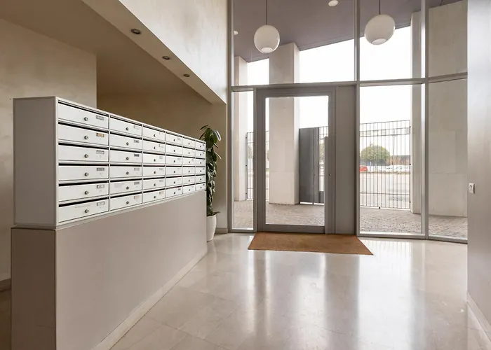 아파트 Bright Two Bedrooms With Terrace Zanuso - Mirable Pm *
