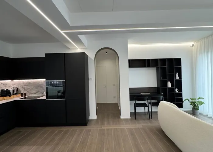 Appartamento White House Con Posti Auto *