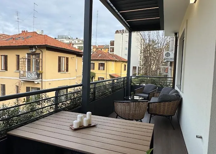 White House Con Posti Auto Milano