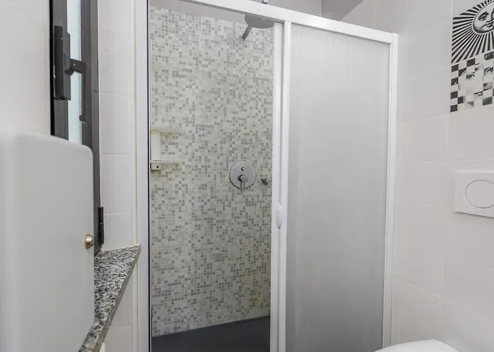 아파트 5 Min To Metro - Independent - Quiet - Privacy